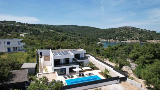 Vila Ostrov Šolta - Rogač OS 12251 N1