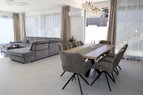 Vila Ostrov Šolta - Rogač OS 12251 N1