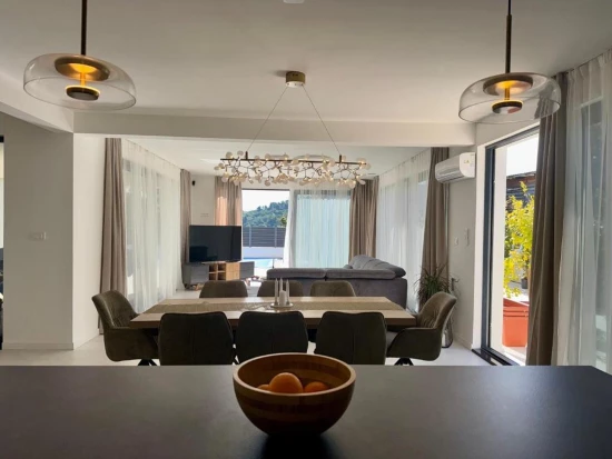 Vila Ostrov Šolta - Rogač OS 12251 N1