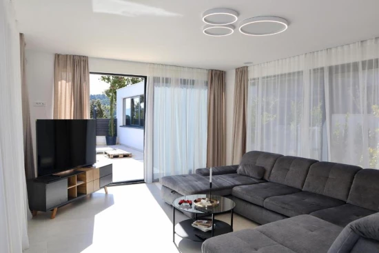 Vila Ostrov Šolta - Rogač OS 12251 N1