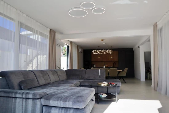 Vila Ostrov Šolta - Rogač OS 12251 N1