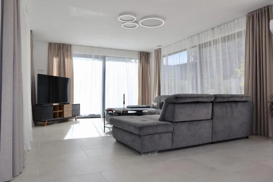 Vila Ostrov Šolta - Rogač OS 12251 N1