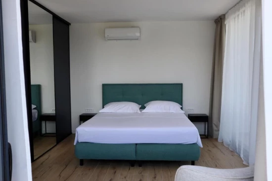 Vila Ostrov Šolta - Rogač OS 12251 N1