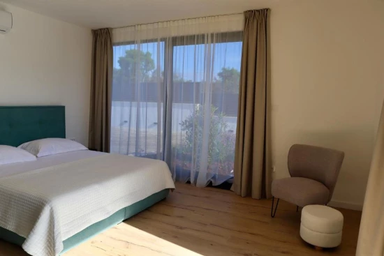 Vila Ostrov Šolta - Rogač OS 12251 N1