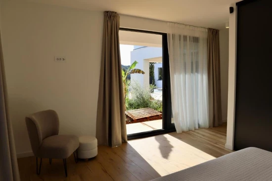 Vila Ostrov Šolta - Rogač OS 12251 N1