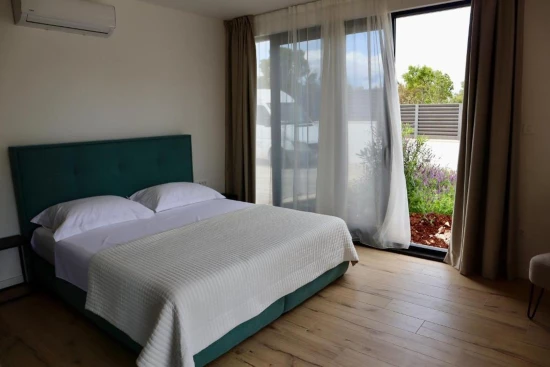 Vila Ostrov Šolta - Rogač OS 12251 N1