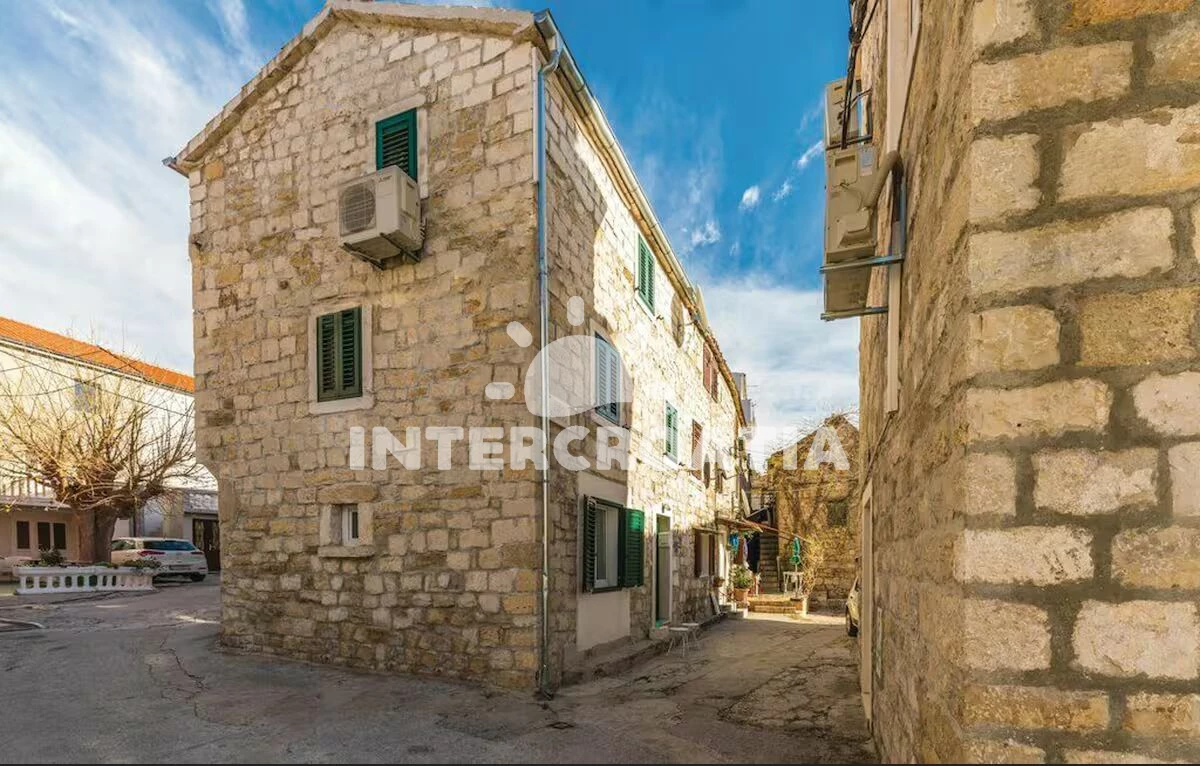 Domek Střední Dalmácie - Kaštela DA 17328 N1