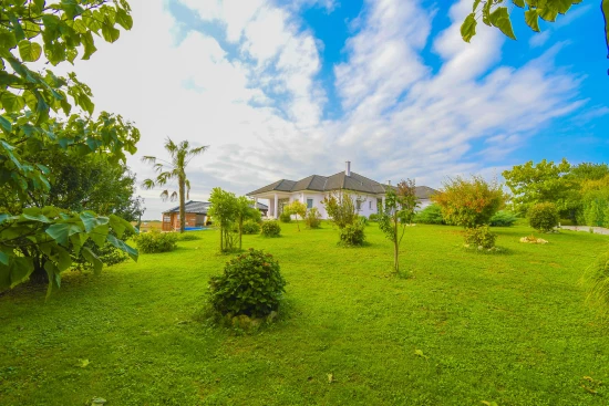 Vila UNKNOWN 7000 N1