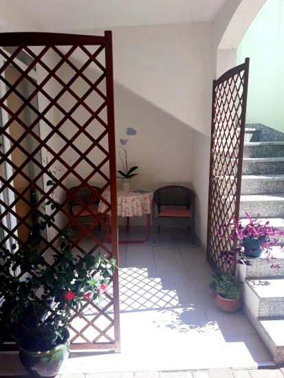 Apartmán Střední Dalmácie - Baška Voda DA 17330 N5