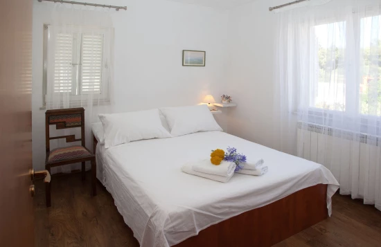 Vila Ostrov Brač - Supetar OS 12256 N1