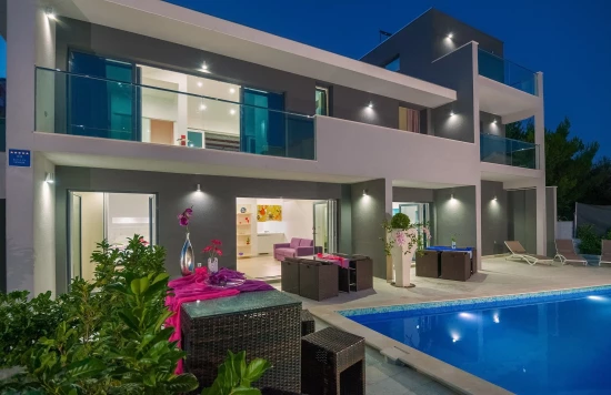 Vila Střední Dalmácie - Podstrana DA 17332 N1