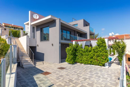 Vila Střední Dalmácie - Podstrana DA 17332 N1