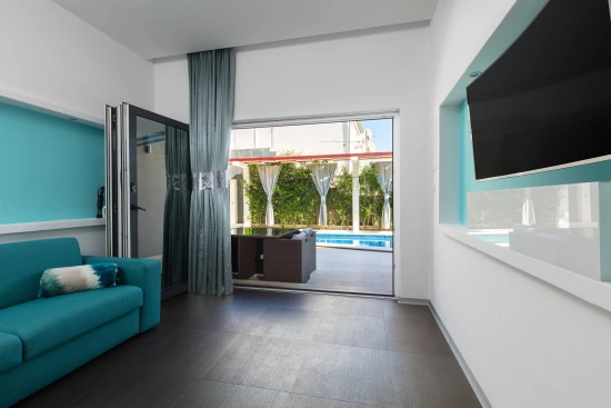 Vila Střední Dalmácie - Podstrana DA 17332 N1