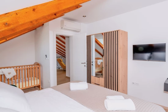 Vila Severní Dalmácie - Bilice (Šibenik) DA 17338 N1