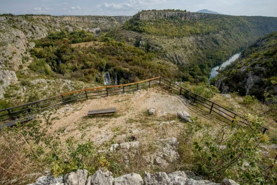 Domek Severní Dalmácie - Oklaj DA 17345 N1