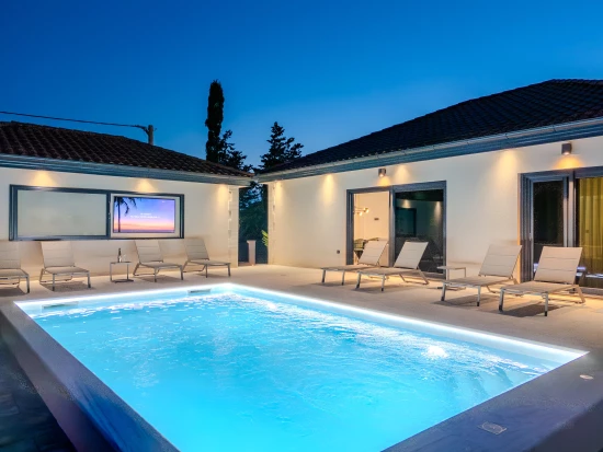 Vila Severní Dalmácie - Privlaka DA 17347 N1