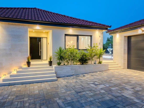 Vila Severní Dalmácie - Privlaka DA 17347 N1