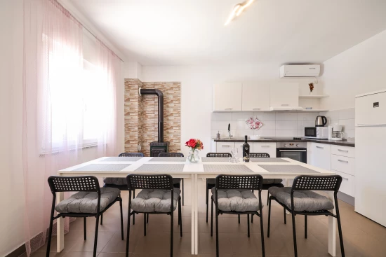 Apartmán Severní Dalmácie - Ljubač DA 17348 N1