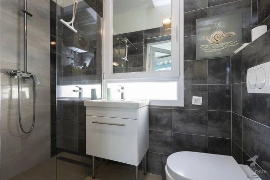 Domek Ostrov Brač - Supetar OS 12282 N1