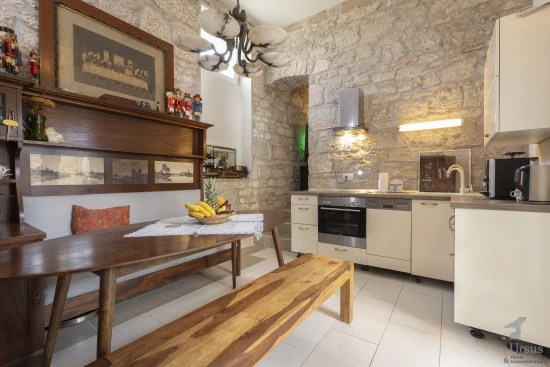 Domek Ostrov Brač - Supetar OS 12282 N1