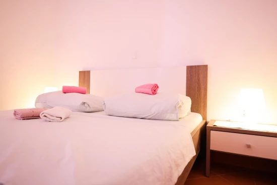 Apartmán Severní Dalmácie - Tribanj (Starigrad) DA 17351 N2