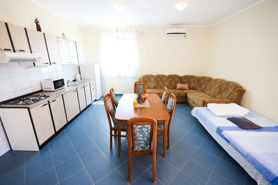 Apartmán Severní Dalmácie - Tribanj (Starigrad) DA 17351 N2