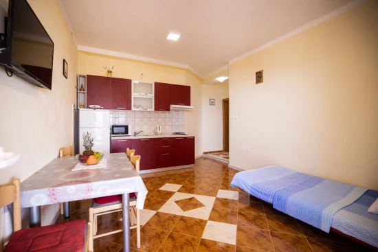Apartmán Severní Dalmácie - Tribanj (Starigrad) DA 17351 N3