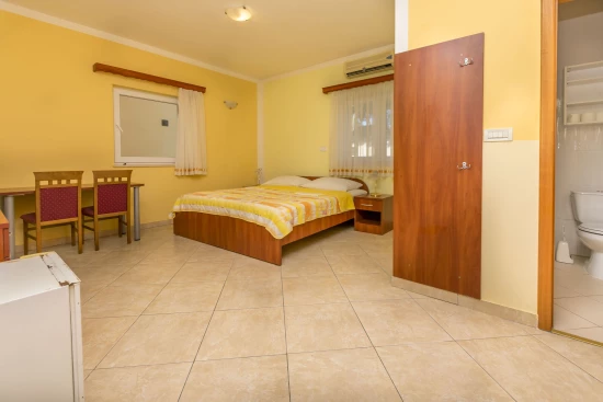 Apartmán Severní Dalmácie - Rogoznica DA 17352 N1