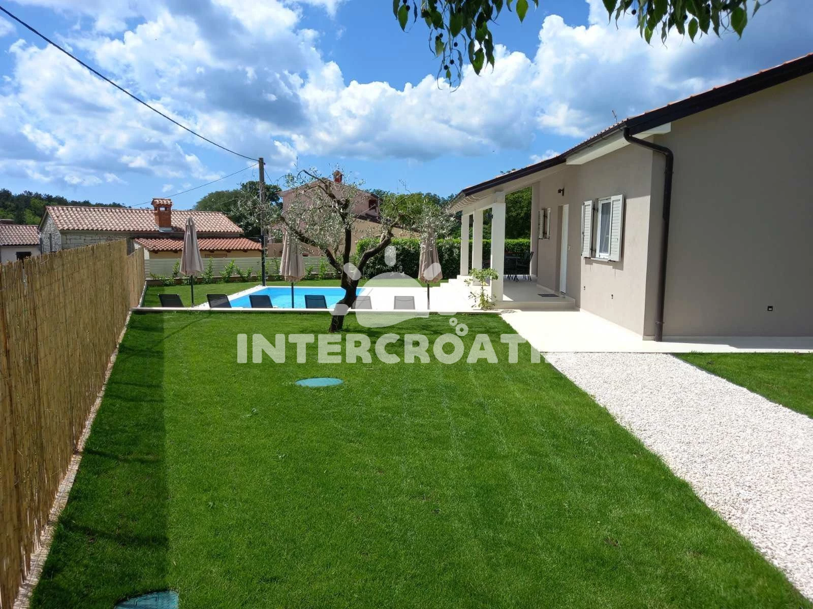 Domek Istrie - Tinjan IS 8095 N1