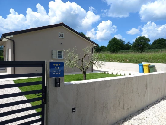 Domek Istrie - Tinjan IS 8095 N1