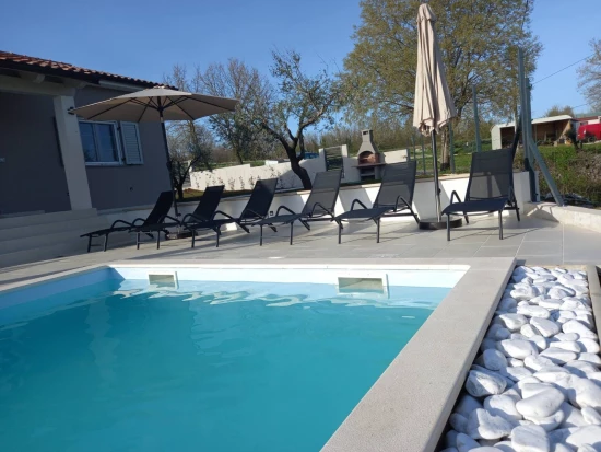 Domek Istrie - Tinjan IS 8095 N1