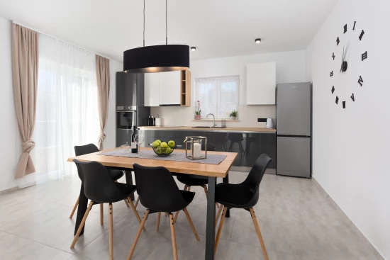 Domek Istrie - Tinjan IS 8095 N1