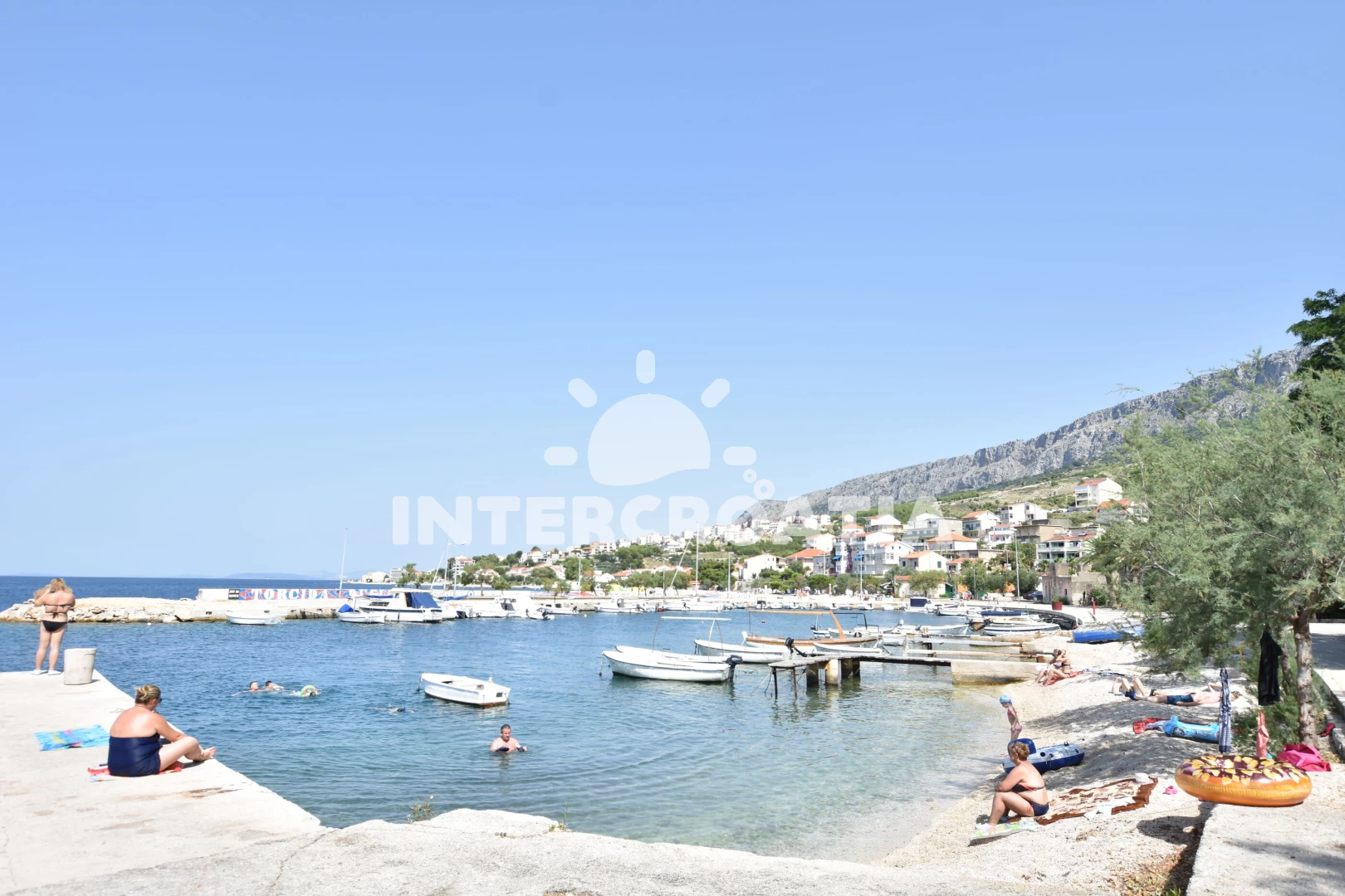 Apartmán Střední Dalmácie - Dugi Rat DA 17372 N2