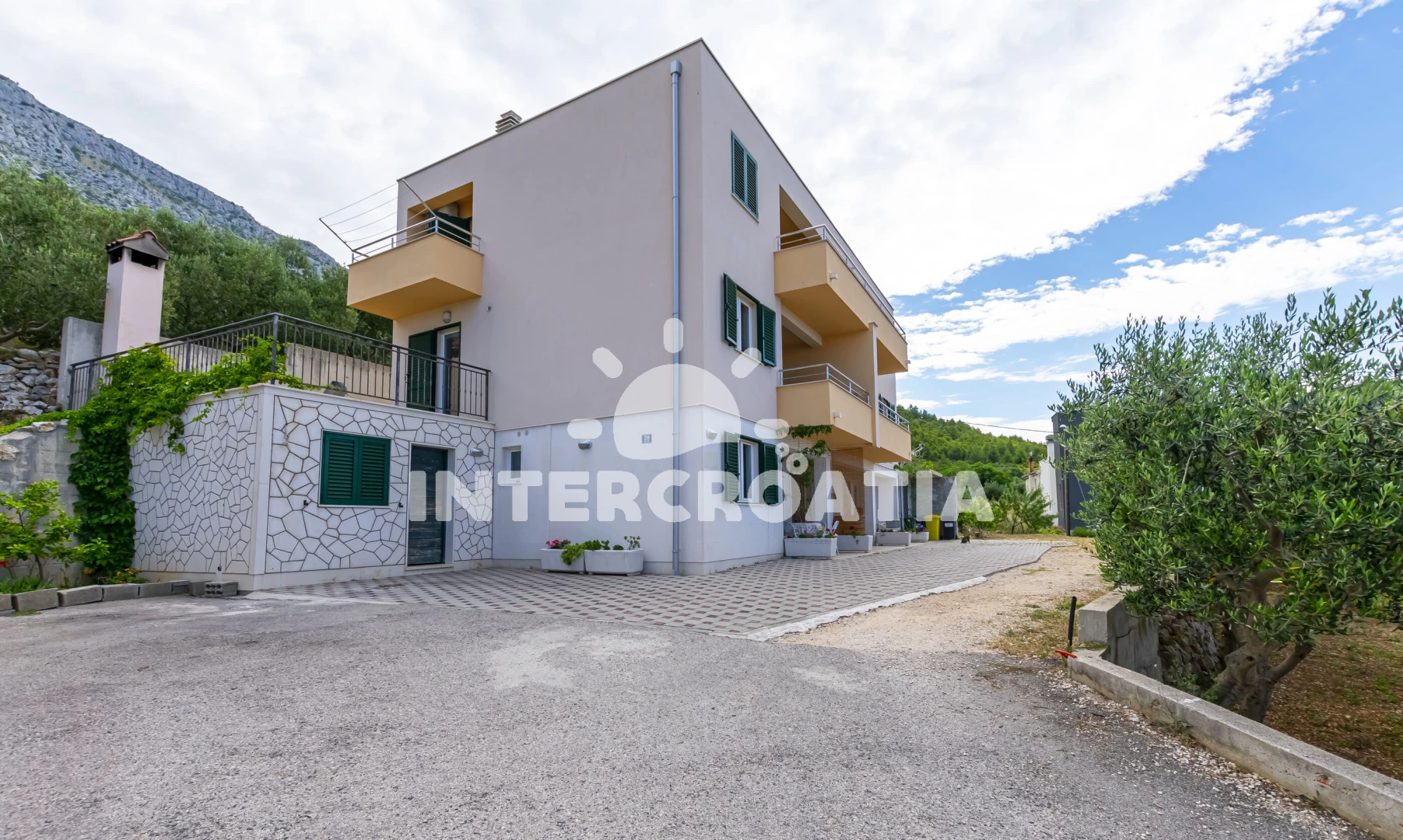 Apartmán Střední Dalmácie - Dugi Rat DA 17372 N3