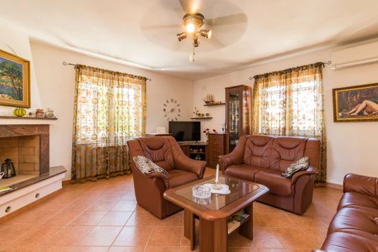 Vila Istrie - Vabriga IS 8096 N1