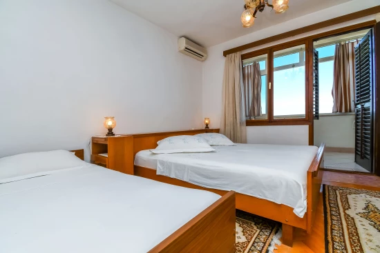 Apartmán Střední Dalmácie - Tučepi DA 17379 N1