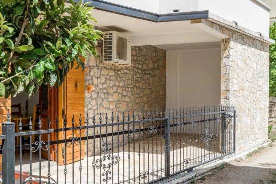 Apartmán Severní Dalmácie - Tribunj (Vodice) DA 17382 N1