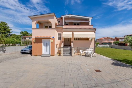 Apartmán UNKNOWN 7000 N2