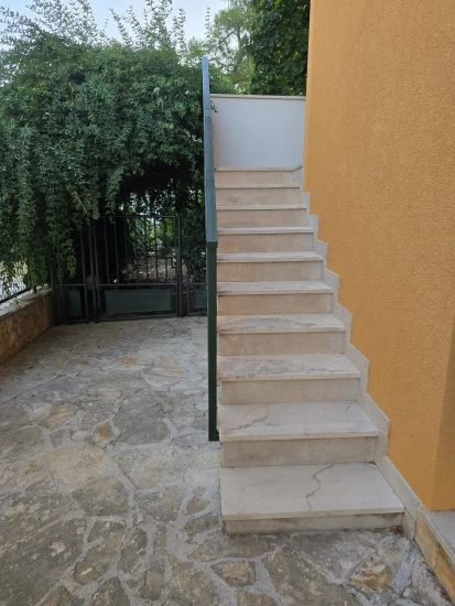 Apartmán Střední Dalmácie - Okrug Gornji DA 17388 N1