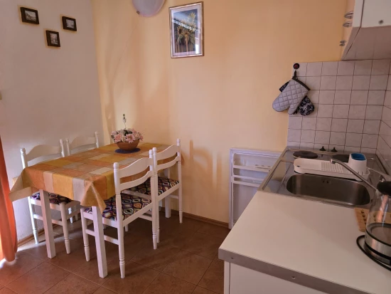 Apartmán Střední Dalmácie - Okrug Gornji DA 17388 N6