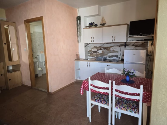 Apartmán Střední Dalmácie - Okrug Gornji DA 17388 N3