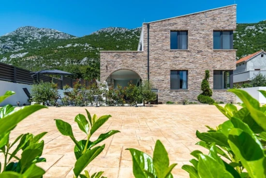 Vila Střední Dalmácie - Omiš DA 17394 N1