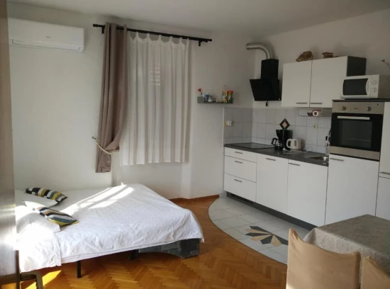 Apartmán Střední Dalmácie - Seget Donji DA 17402 N2