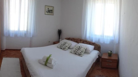 Apartmán Střední Dalmácie - Seget Donji DA 17402 N2