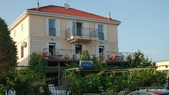 Apartmán Střední Dalmácie - Seget Donji DA 17402 N3