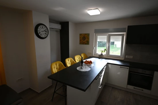 Domek Istrie - Pula IS 8102 N1