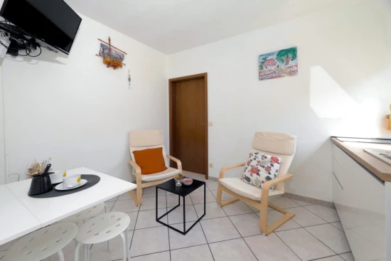 Apartmán Střední Dalmácie - Okrug Gornji DA 17404 N1