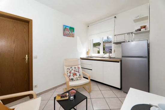Apartmán Střední Dalmácie - Okrug Gornji DA 17404 N1