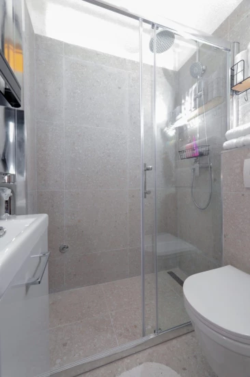 Apartmán Střední Dalmácie - Okrug Gornji DA 17404 N2