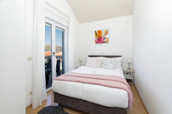 Apartmán Střední Dalmácie - Okrug Gornji DA 17404 N3